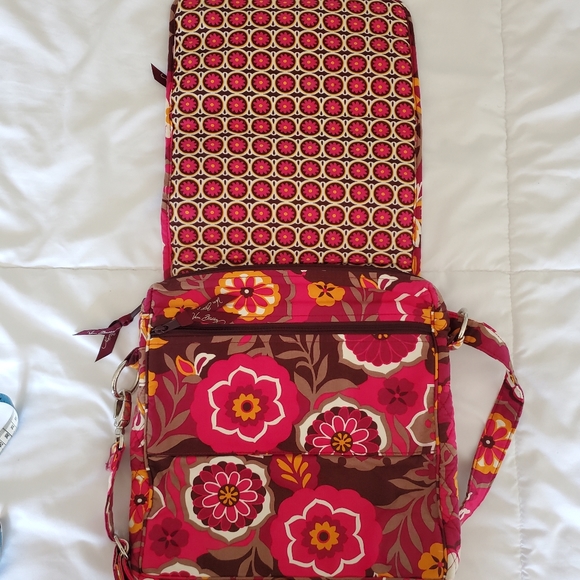 Vera Bradley Crossbody - Picture 3 of 11
